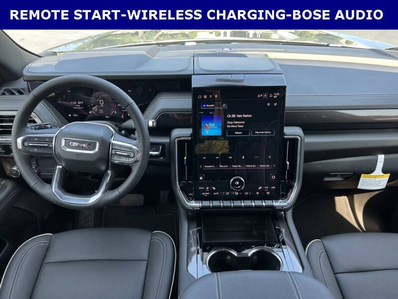 2025 GMC Yukon Elevation