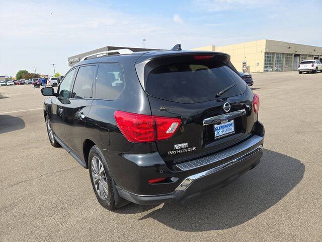 2020 Nissan Pathfinder S
