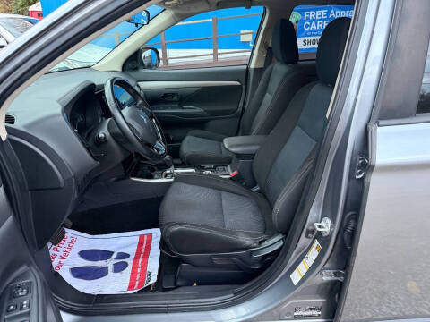 2017 Mitsubishi Outlander SE