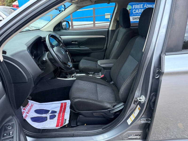 2017 Mitsubishi Outlander SE