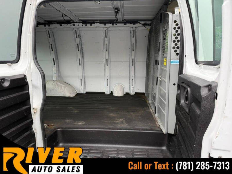 2017 Chevrolet Express 2500