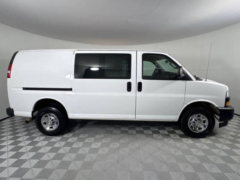 2020 Chevrolet Express 2500