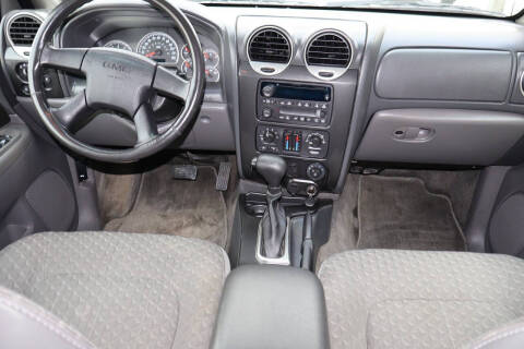 2004 GMC Envoy XUV SLT