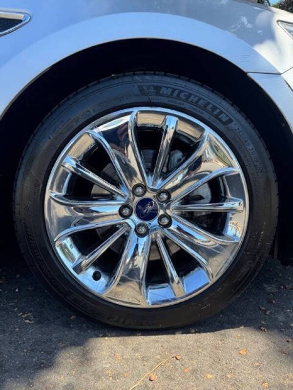 2011 Ford Taurus Limited