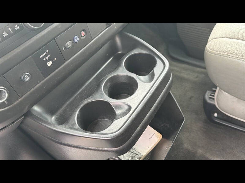 2015 Chevrolet Express LT 2500