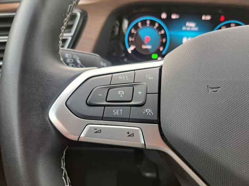 2025 Volkswagen Atlas SE