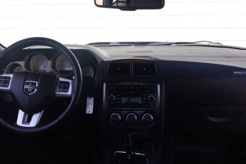2013 Dodge Challenger SXT
