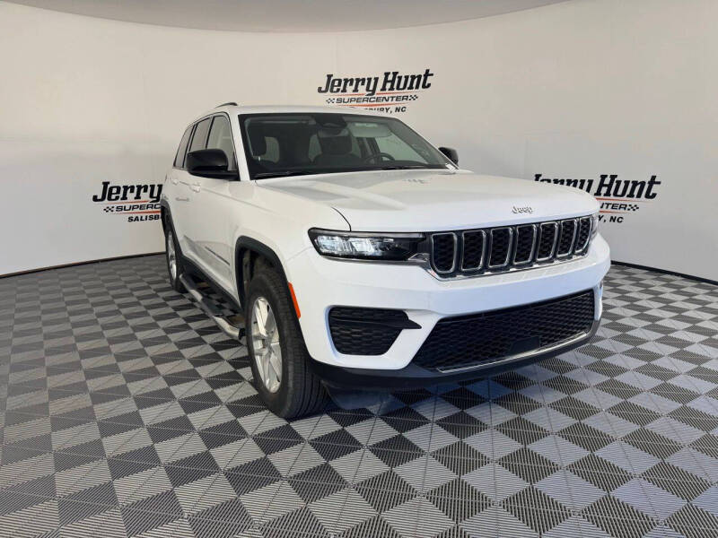 2023 Jeep Grand Cherokee Laredo