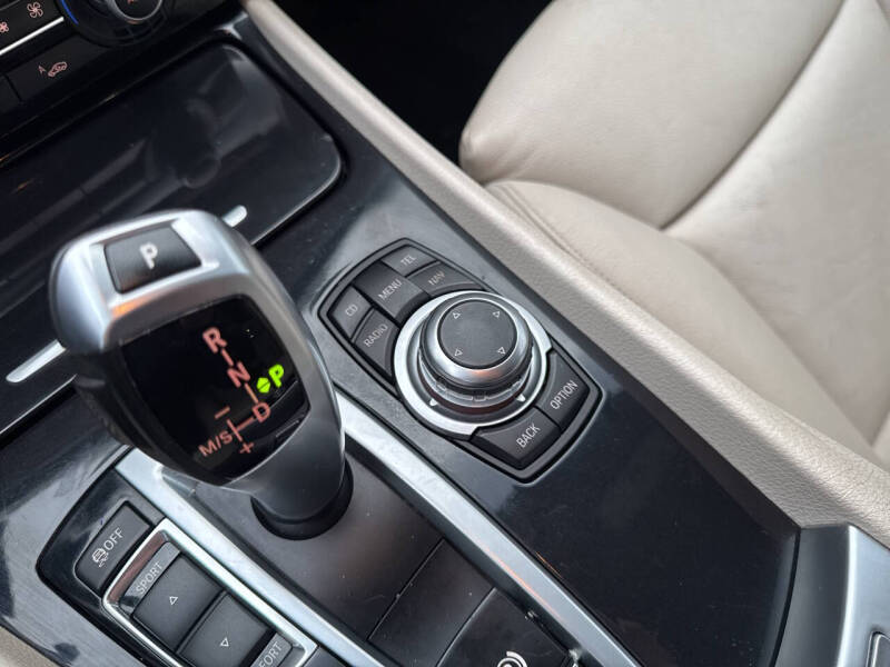 2012 BMW 5 Series 535i Gran Turismo