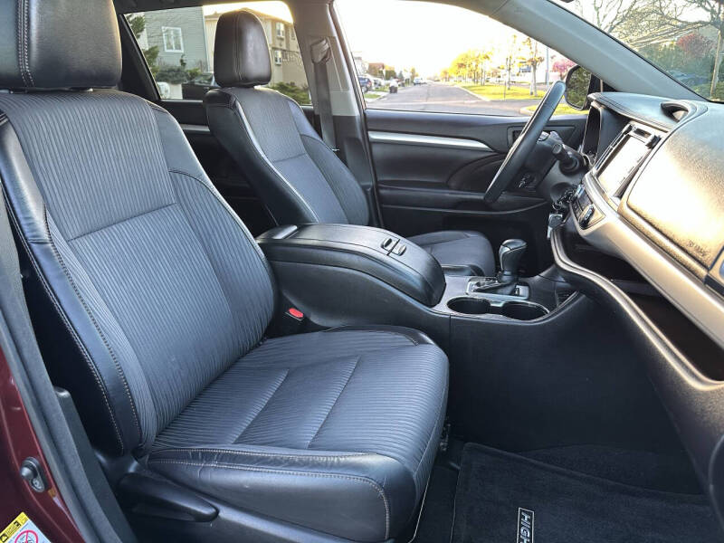 2016 Toyota Highlander LE Plus