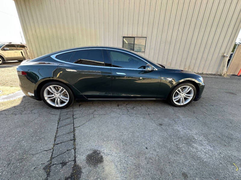 2014 Tesla Model S 85