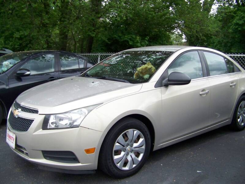 2012 Chevrolet Cruze for sale at lemity motor sales in Zanesville OH