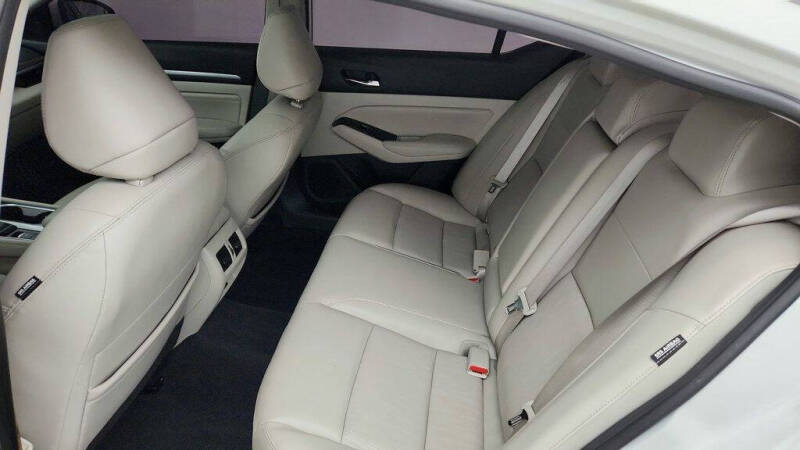 2022 Nissan Altima 2.5 SL