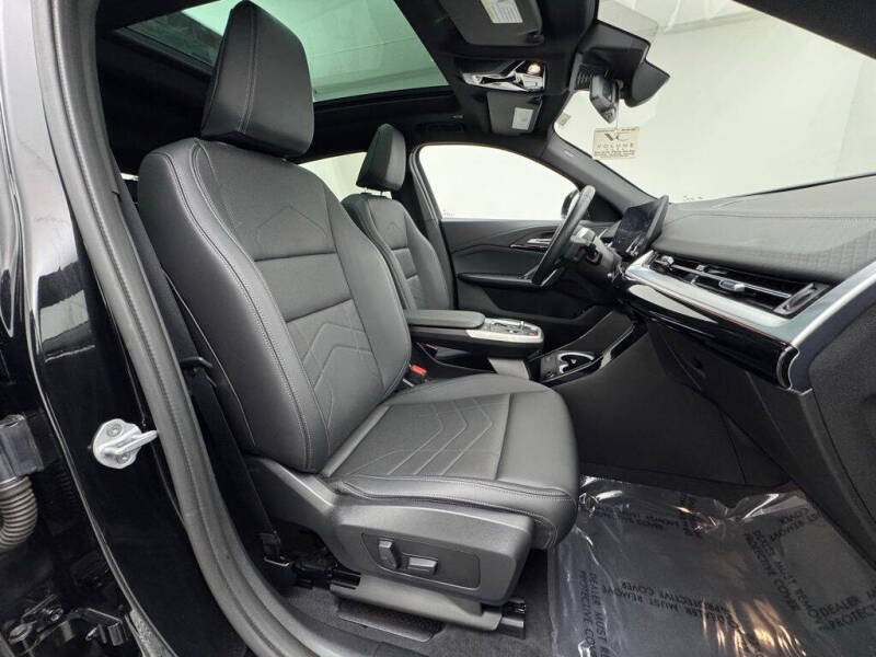 2025 BMW X2 xDrive28i