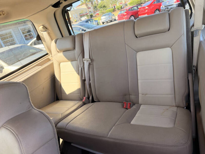 2004 Ford Expedition Eddie Bauer