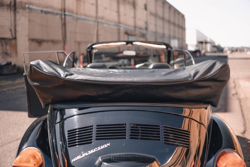 1977 Volkswagen Super Beetle