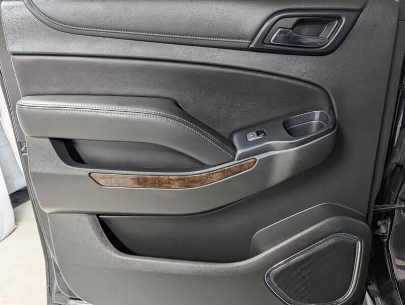 2020 Chevrolet Suburban LS