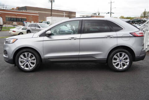 2020 Ford Edge Titanium