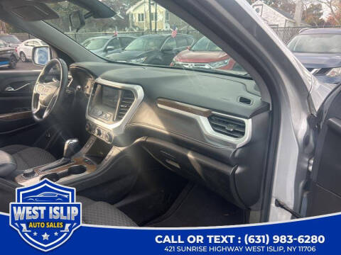 2017 GMC Acadia SLE-2