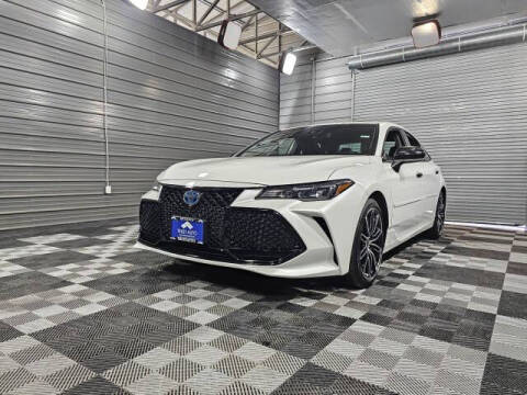 2022 Toyota Avalon Hybrid