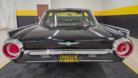 1962 Ford Thunderbird