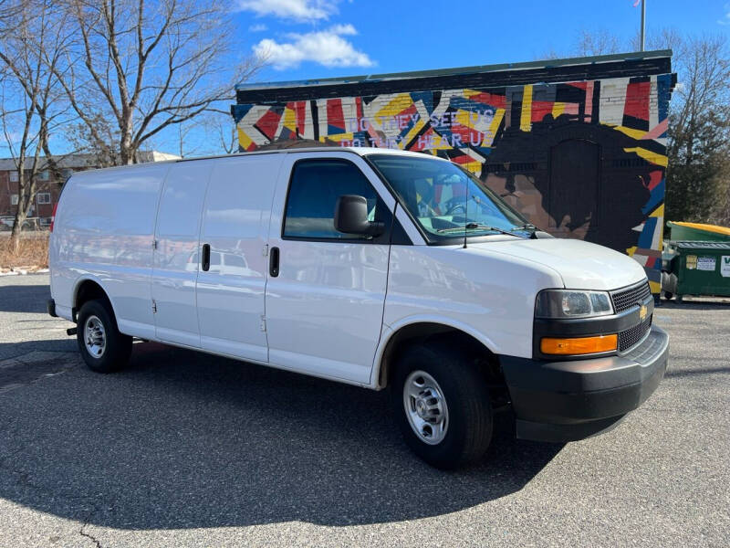 2021 Chevrolet Express 2500