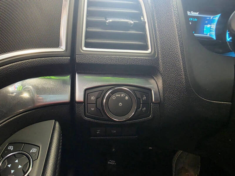 2017 Ford Explorer Sport
