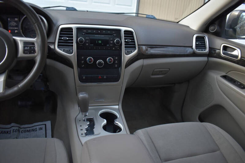 2012 Jeep Grand Cherokee Laredo