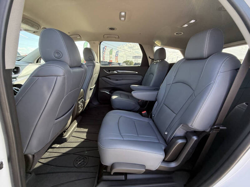 2021 Buick Enclave Essence