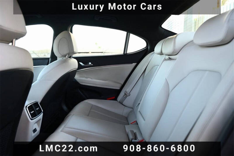 2024 Genesis G70