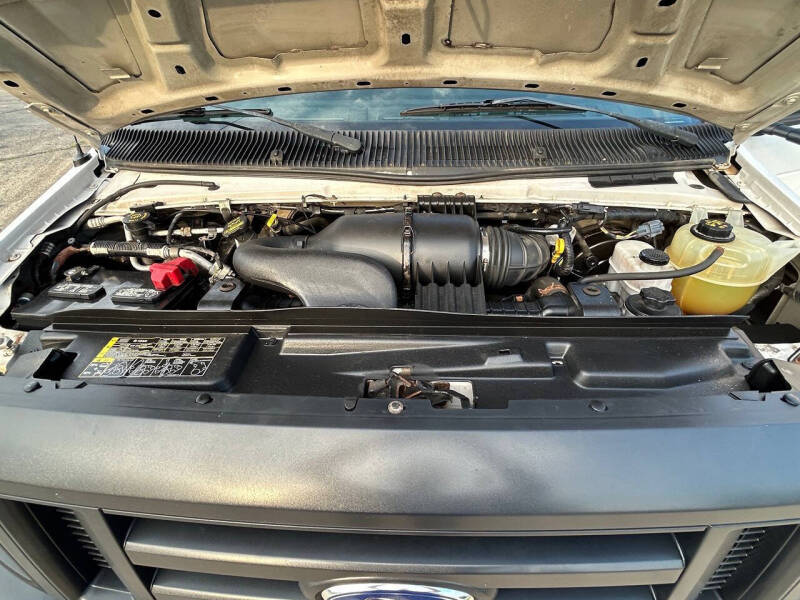 2013 Ford E-Series
