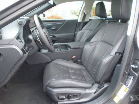 2023 Lexus ES 350 Ultra Luxury