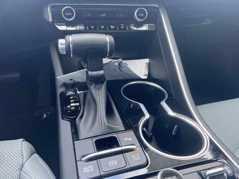2024 Kia K5 EX
