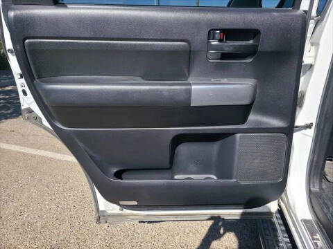 2019 Toyota Sequoia SR5
