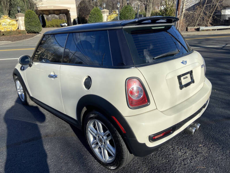 2011 MINI Cooper S