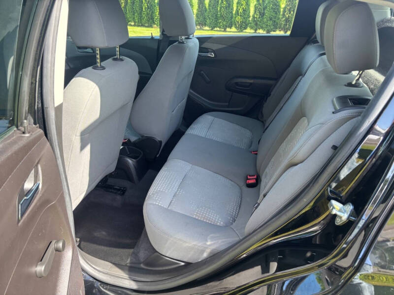2012 Chevrolet Sonic LS