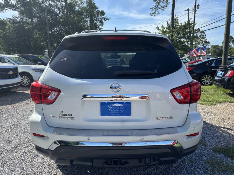 2017 Nissan Pathfinder Platinum