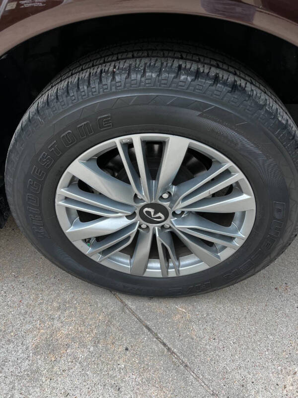 2019 Infiniti QX80 Luxe