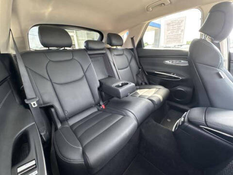 2025 Genesis GV70 2.5T Standard