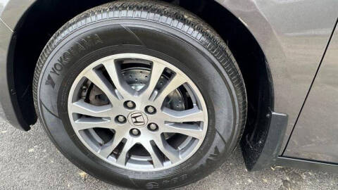 2011 Honda Odyssey EX-L w/DVD