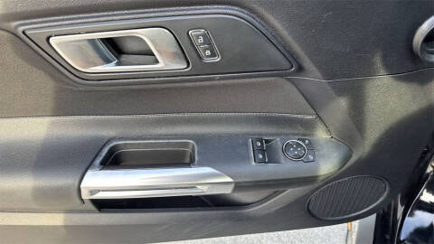 2019 Ford Mustang EcoBoost