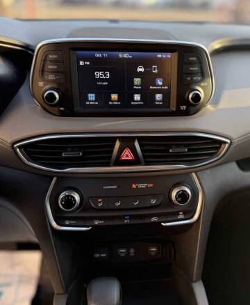 2019 Hyundai Santa Fe SE 2.4L