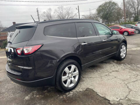 2017 Chevrolet Traverse LT