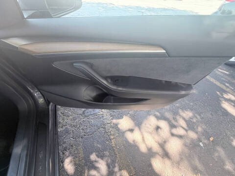 2023 Tesla Model 3 Performance