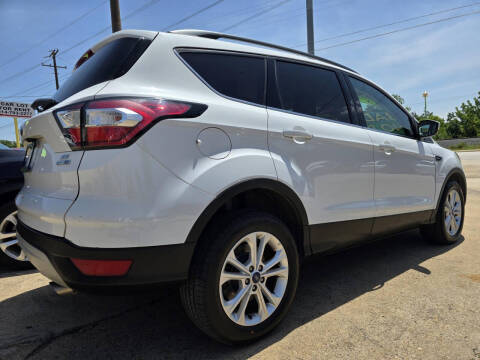 2018 Ford Escape SE