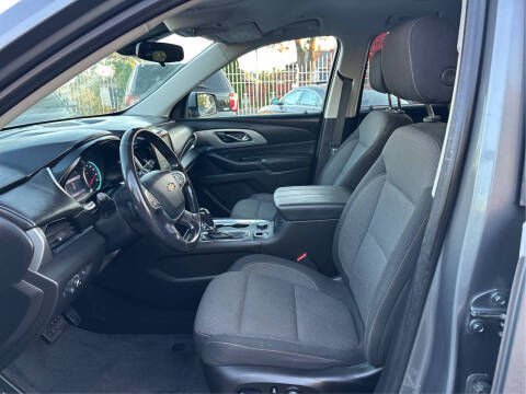 2020 Chevrolet Traverse LT Cloth