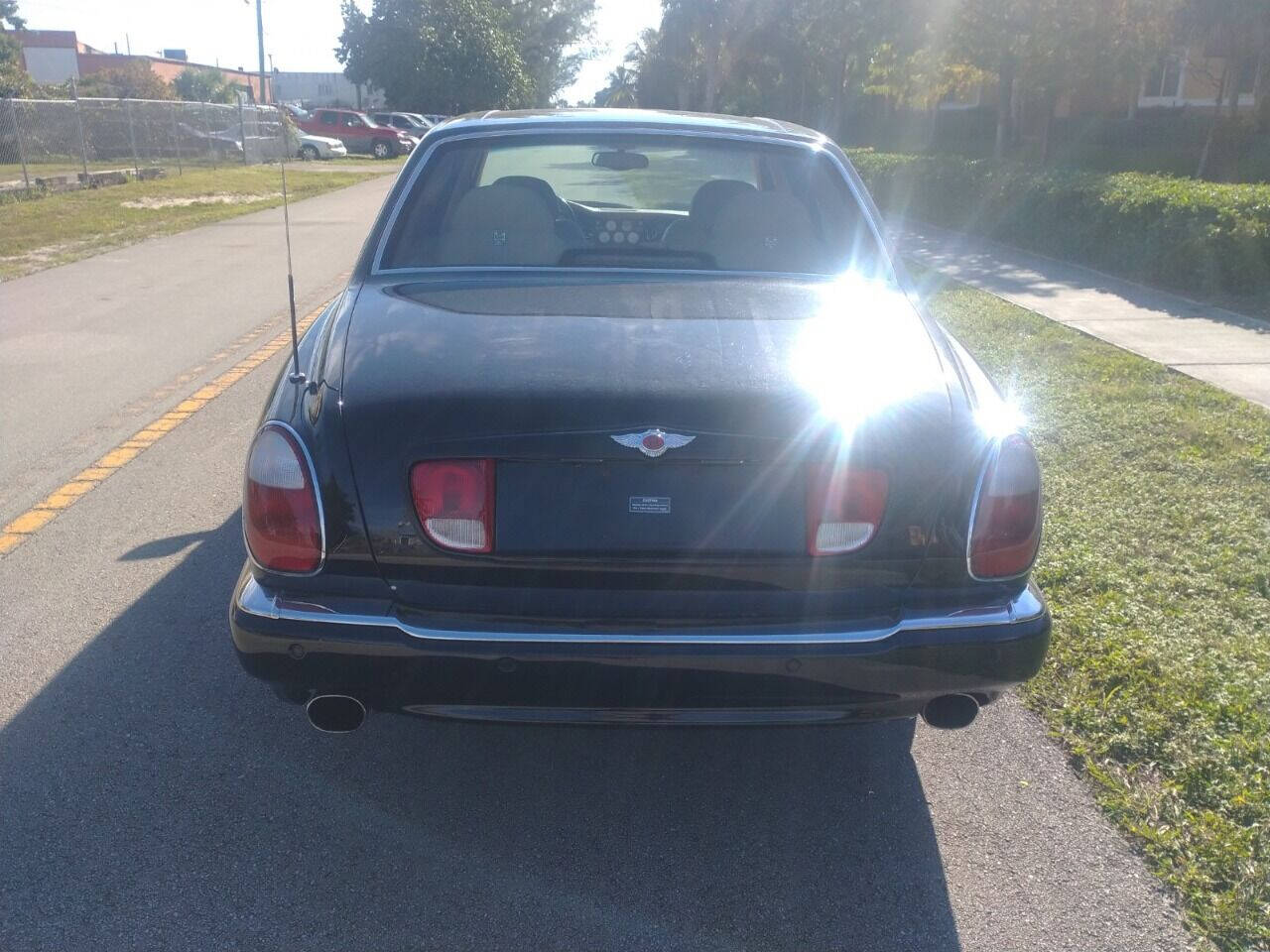 2000 Bentley Arnage  - $26,950