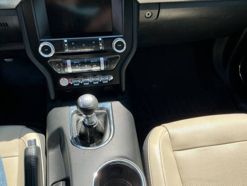 2015 Ford Mustang