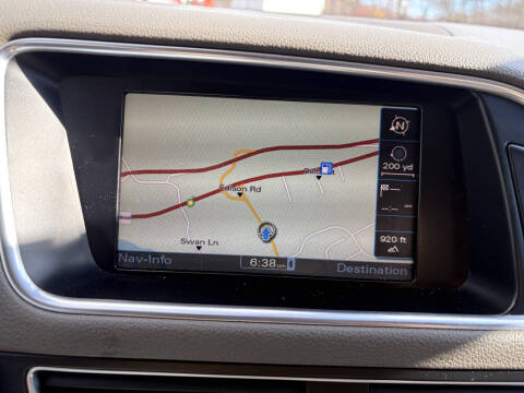 2012 Audi Q5 2.0T quattro Premium