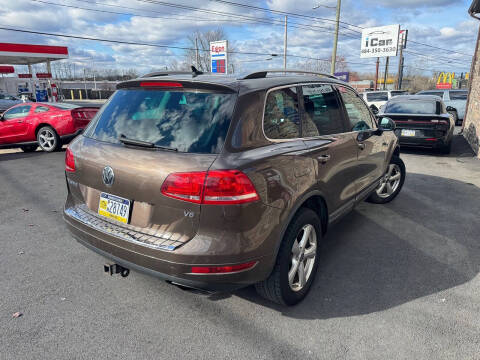 2011 Volkswagen Touareg VR6 Sport
